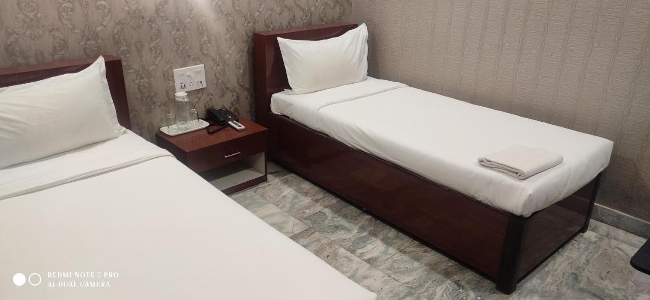 Hotel Park Victoria Kolkata Luaran gambar