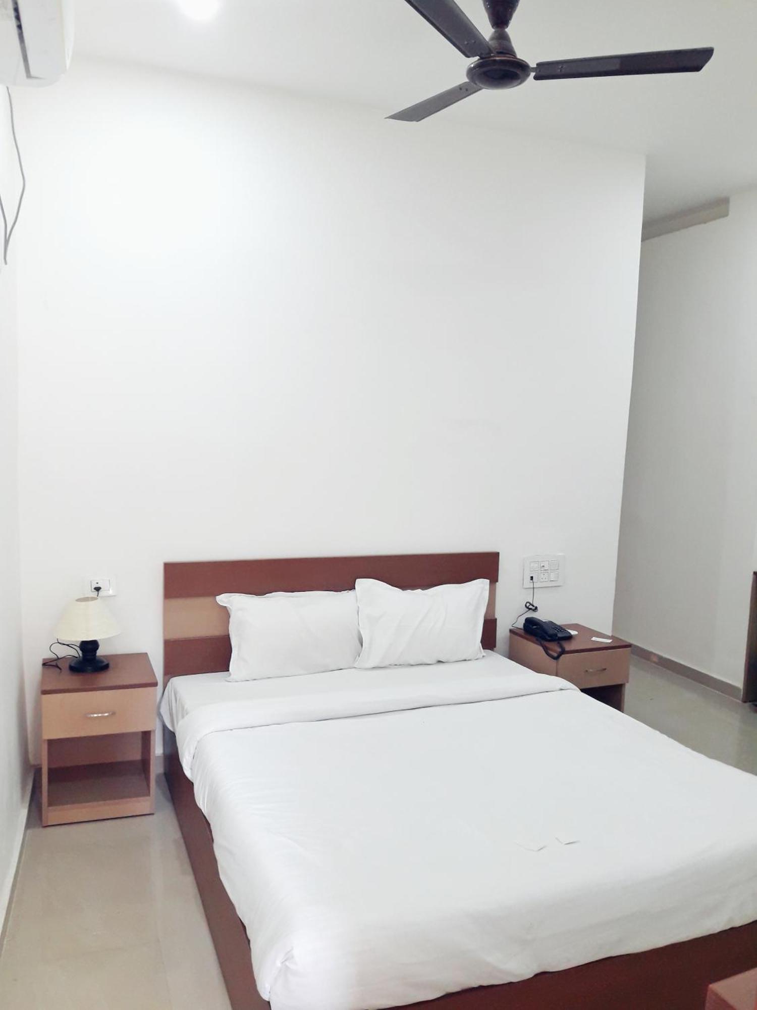Hotel Park Victoria Kolkata Luaran gambar